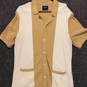Abercrombie & Fitch Beige Knit Sweater
